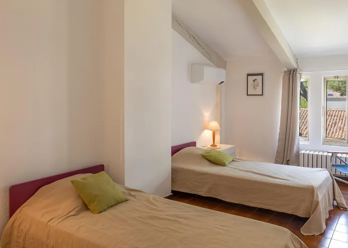 Les 3 Freres Willa *